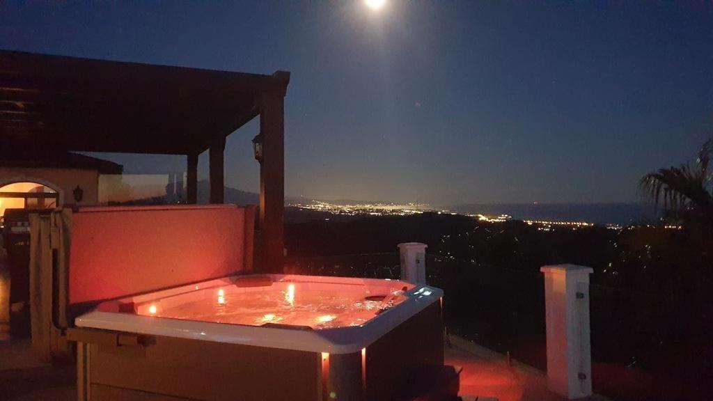 Luxury Villa Bellagio Estepona (Adults Only) Exteriör bild
